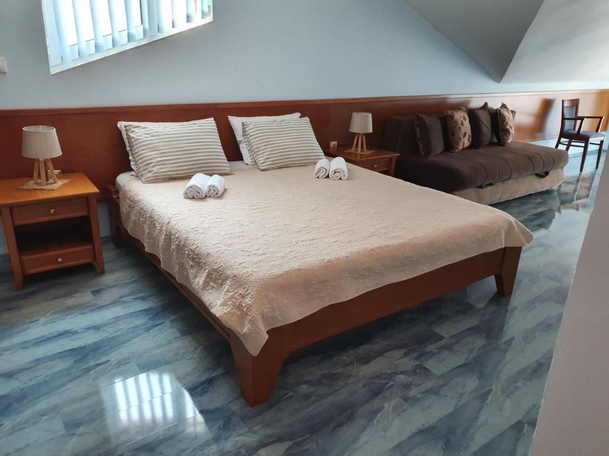 Tazex Apartments Herceg Novi Dış mekan fotoğraf