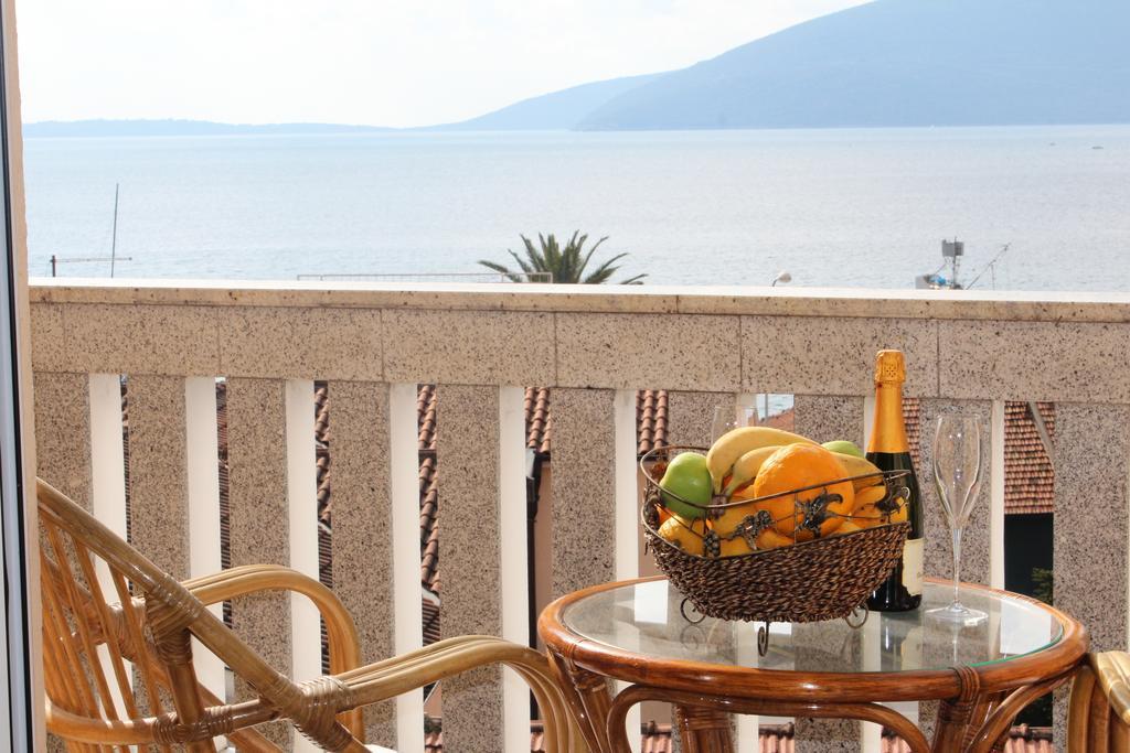 Tazex Apartments Herceg Novi Dış mekan fotoğraf